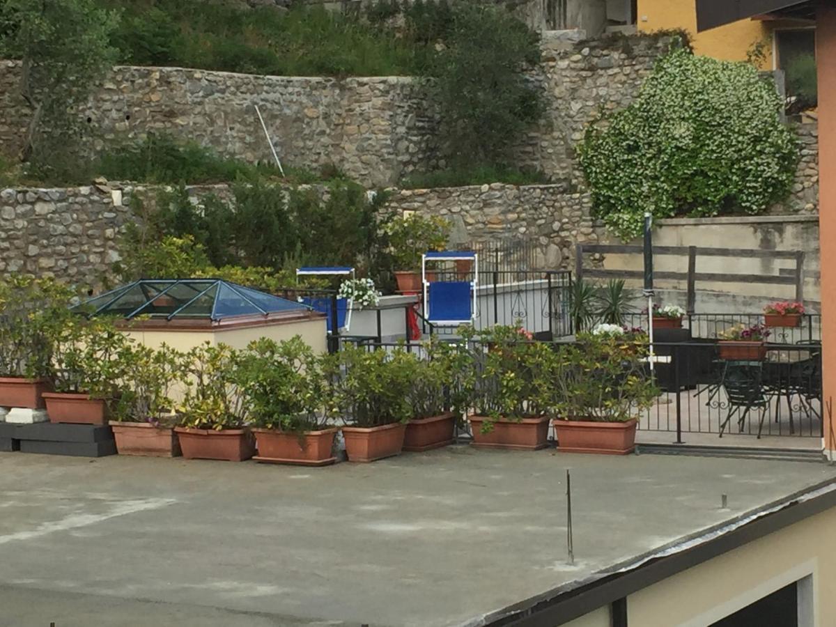 Villa Eden Jacuzzi Pool & Private Parking Domaso Exterior foto